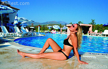 Pelin Hotel 12